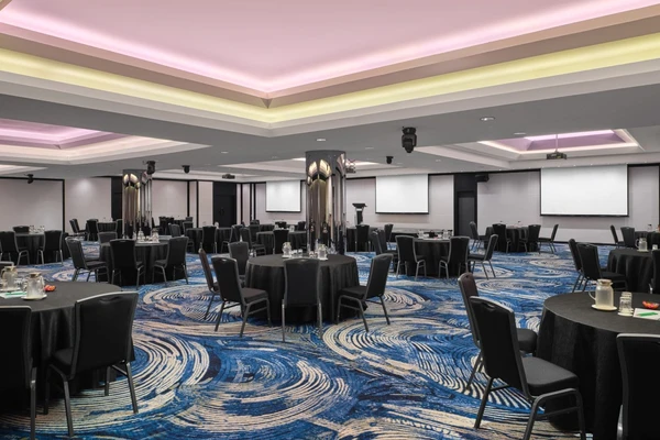 Atrium Ballroom (Cluster Set Up) - Ideal for large events